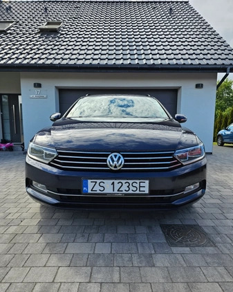 Volkswagen Passat cena 49900 przebieg: 261200, rok produkcji 2016 z Szczecin małe 154